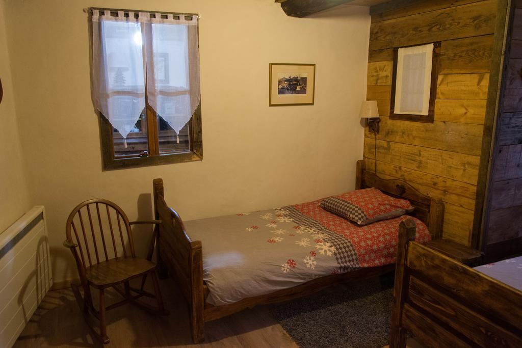 Chalet Bois D'Antan Bed & Breakfast Sainte-Foy-Tarentaise Oda fotoğraf