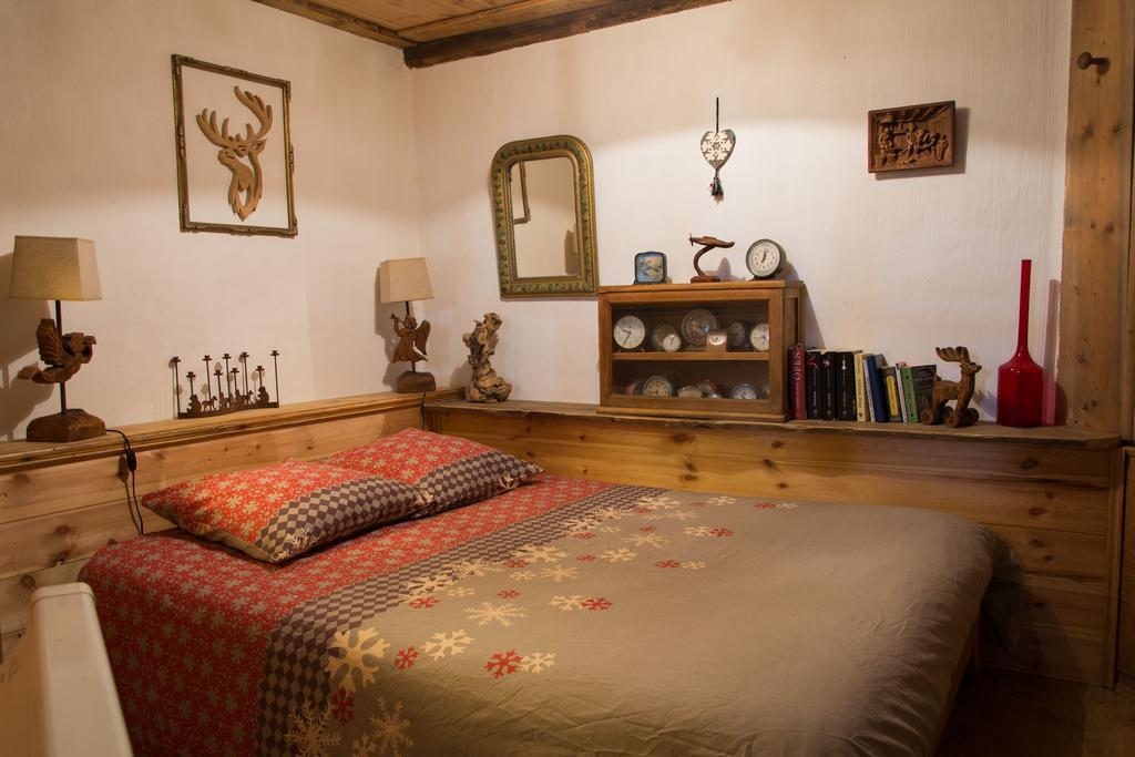 Chalet Bois D'Antan Bed & Breakfast Sainte-Foy-Tarentaise Oda fotoğraf